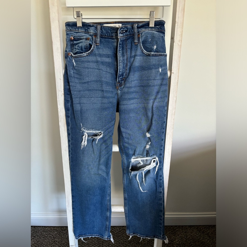 Abercrombie Ankle Straight Ultra High Rise Jeans